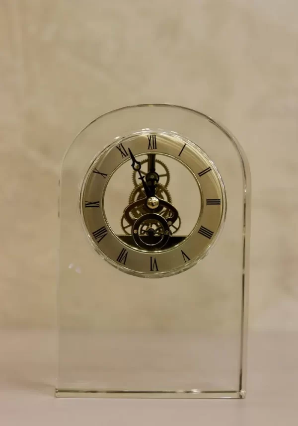 crystal-saat-chrkhdande
