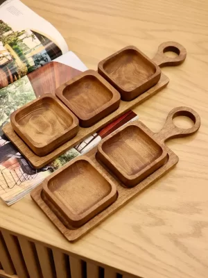تنقلات خوری چوبی